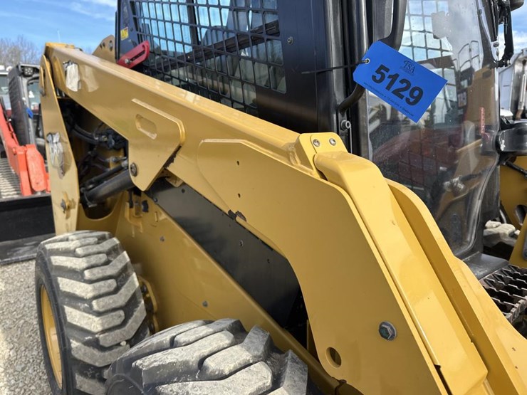 caterpillar-236d3-image-19