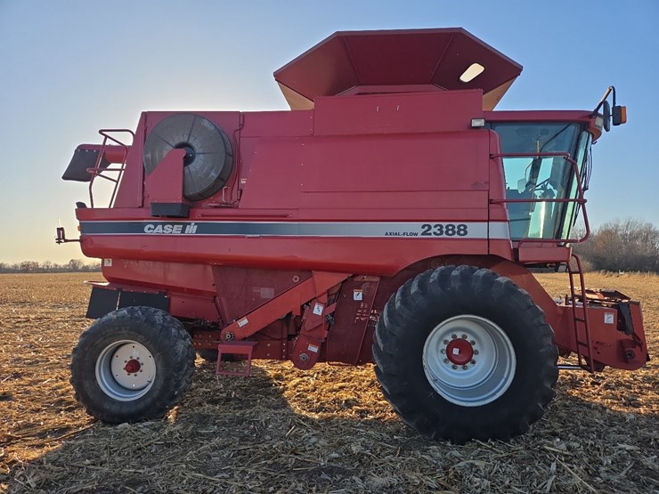 case-ih-2388-image-40