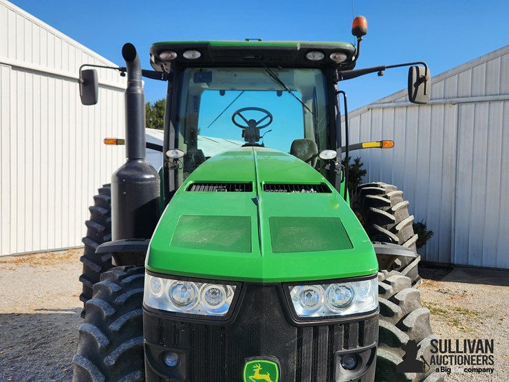 2013-john-deere-8285r-image-16