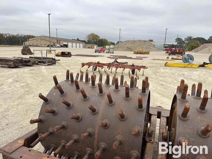 pull-type-double-drum-sheepsfoot-compactor-image-16