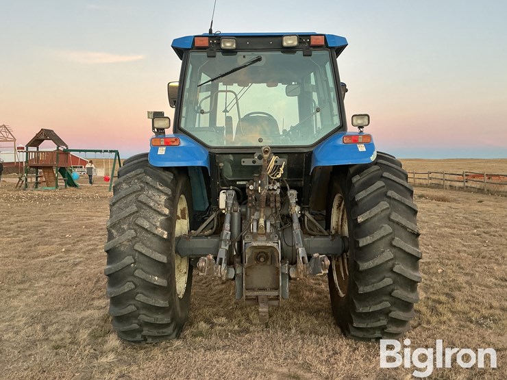 2002-new-holland-tm150-image-6