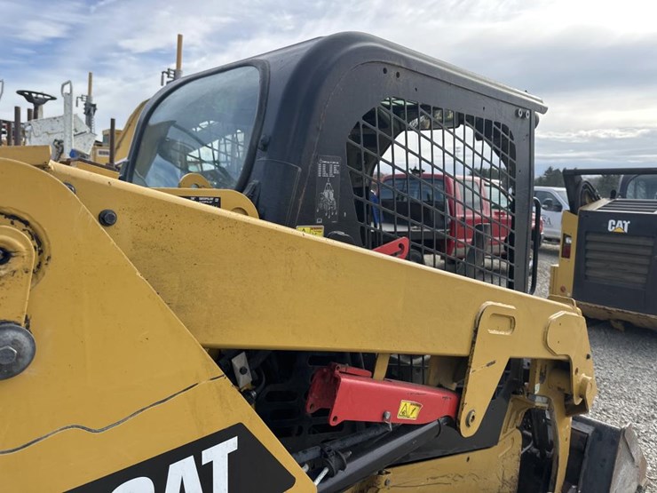 caterpillar-239d-image-23