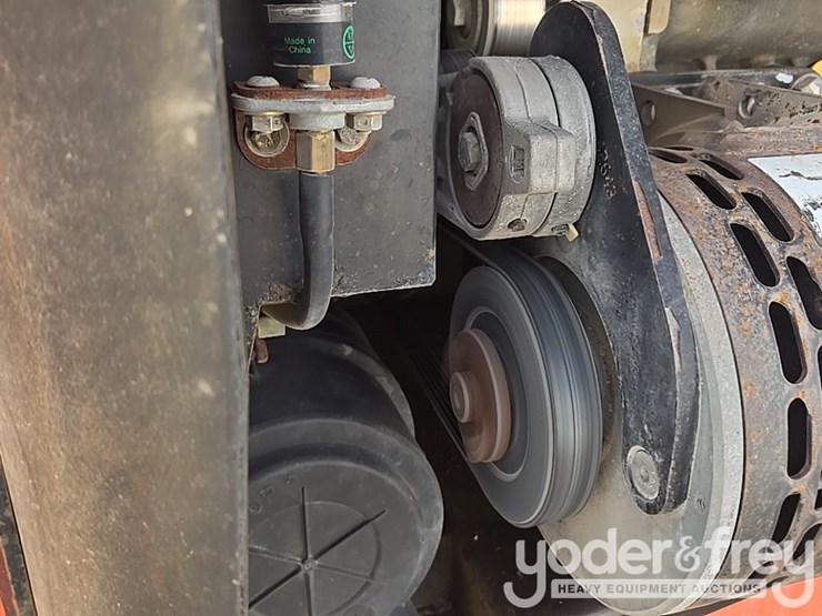 2015-jlg-600aj-image-87