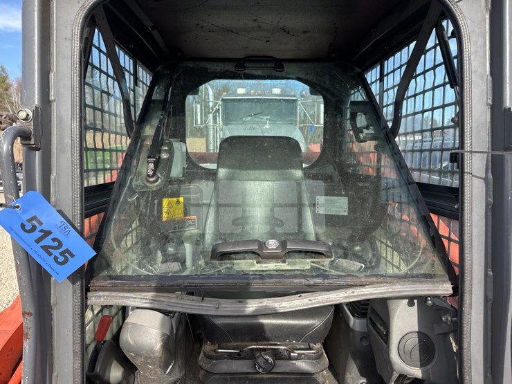 kubota-svl75-2-image-31