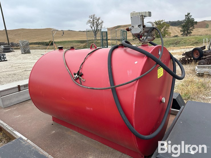 500-gal-fuel-tank-image-1