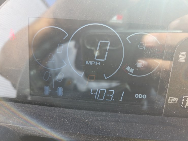 jd-xuv-835m-utv-image-24