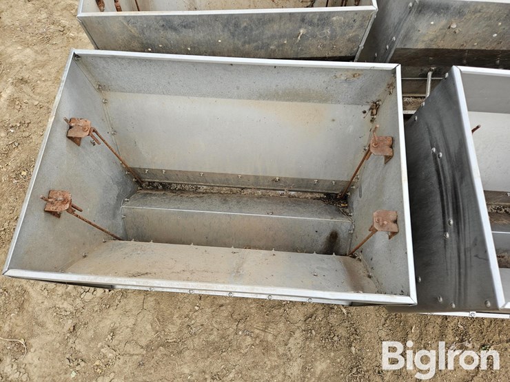 big-husky-stainless-steel-nursery-feeders-image-11