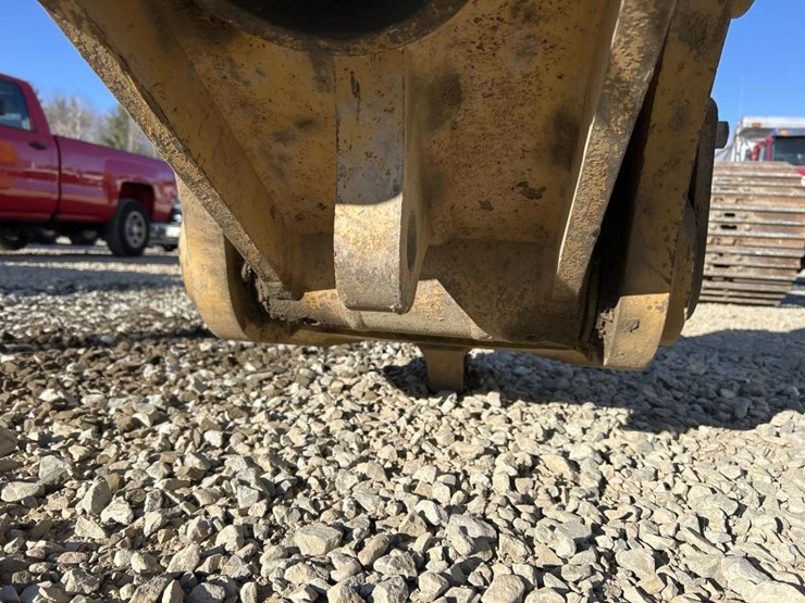 2014-caterpillar-336el-image-17