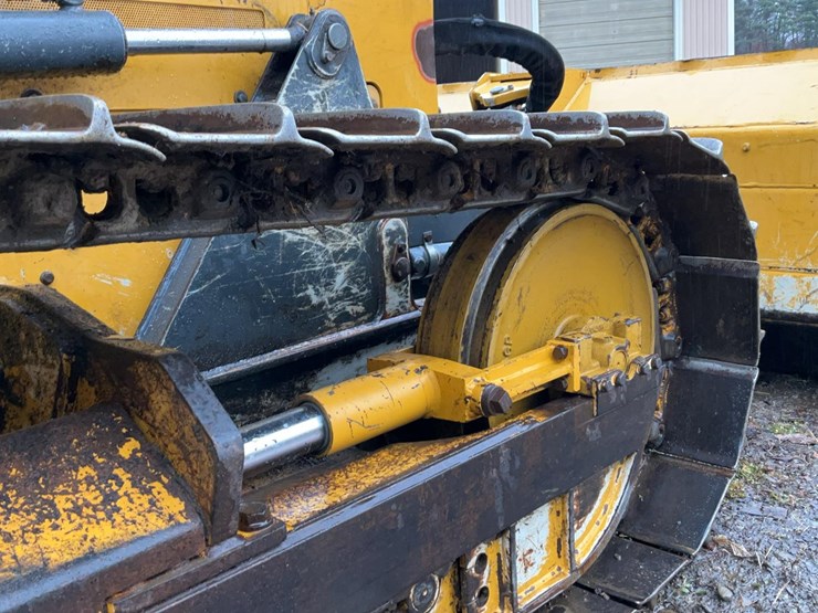 2016-deere-550k-lgp-image-45