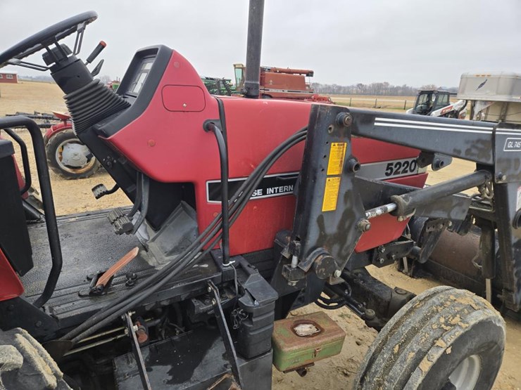 case-ih-5220-image-8