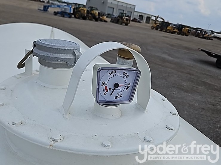 unused-am---tank-2300-image-15