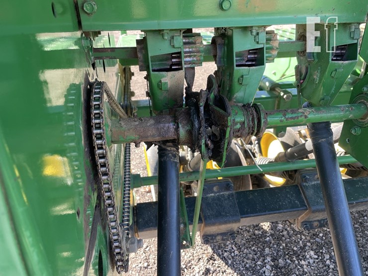 1997-john-deere-750-image-28