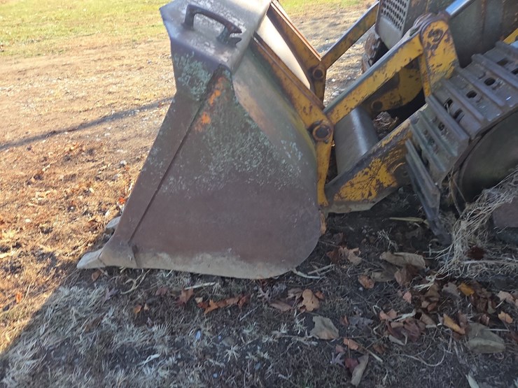 jd-455e-track-loader-w/-backhoe-image-41