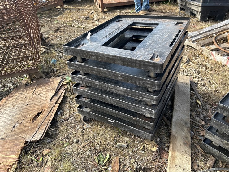 #122-•-(6)-pepperidge-farm-dollies-image-2