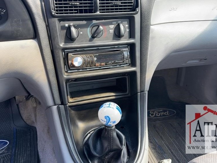 1994-ford-mustang-gt-image-14