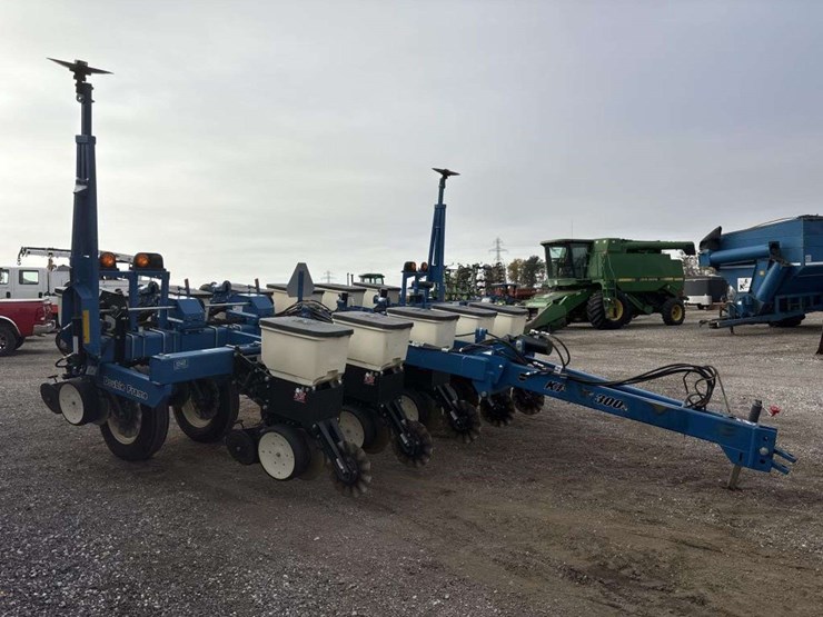 kinsey-3000-planter-image-11