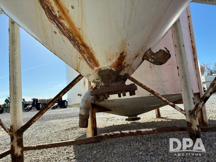 steel-cone-bottom-tank-(pz14187)-image-4