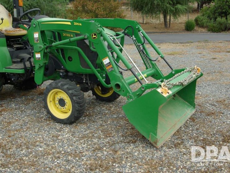 john-deere-2032r-image-13