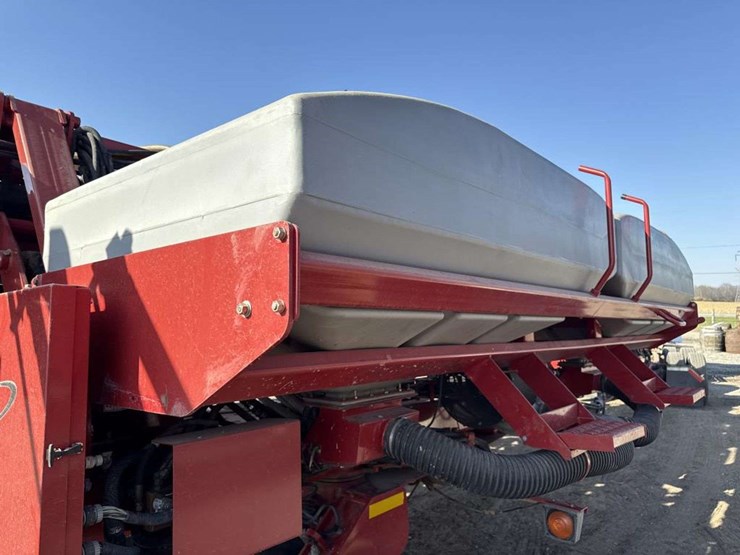 case-ih-1250-image-17