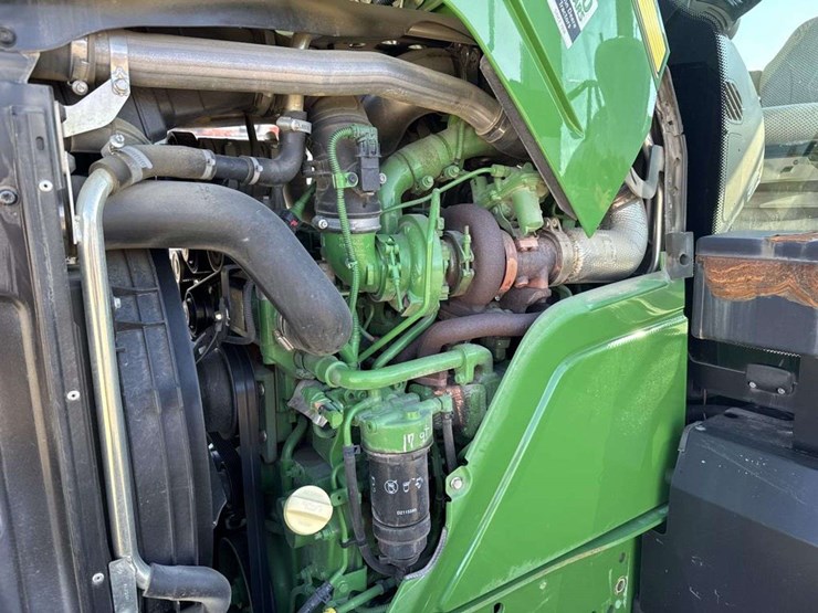 john-deere-6120r-image-10