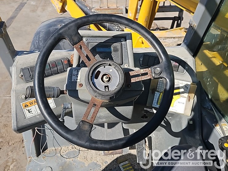 2011-gehl-dl11-image-28