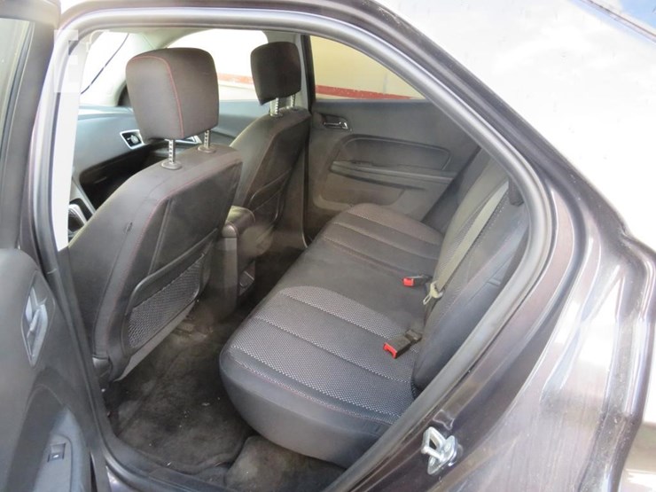 2015-chevrolet-equinox-image-5