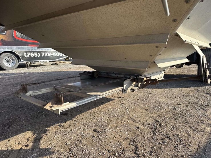 1995-wilson-hopper-bottom-image-12