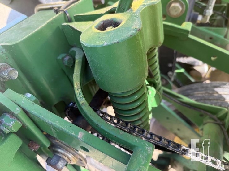 2005-john-deere-1750-image-10