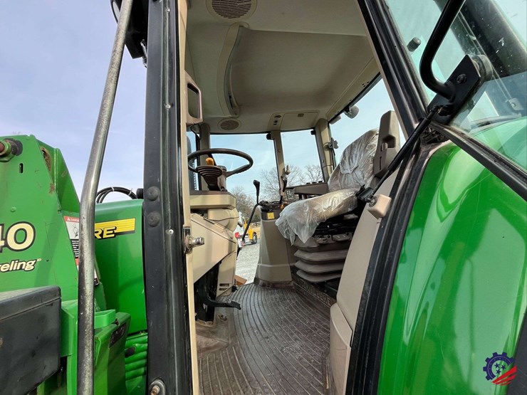 john-deere-6420-image-60