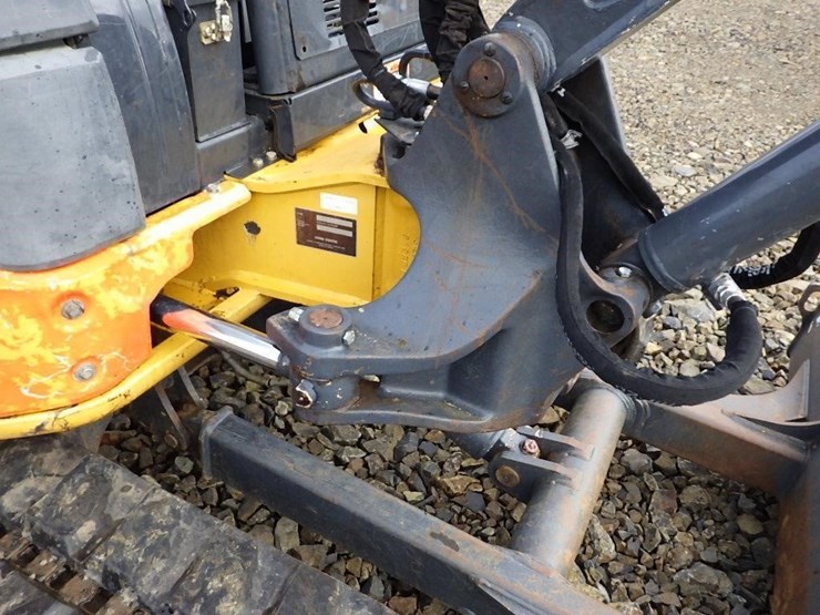 2019-deere-50g-image-14