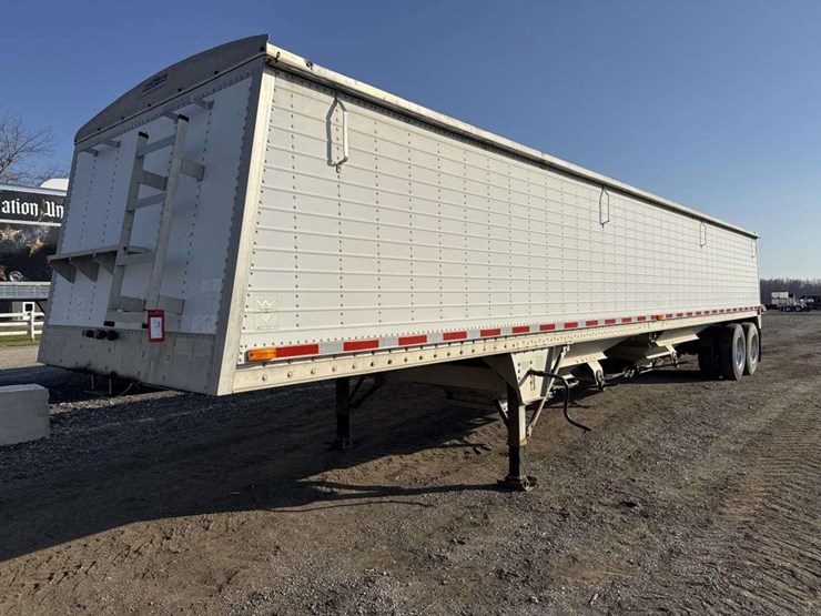 1995-wilson-hopper-bottom-image-1