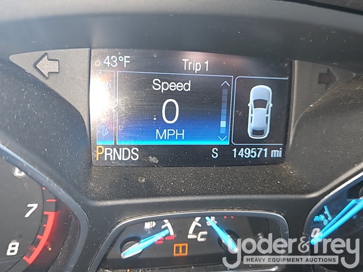 2016-ford-escape-image-30