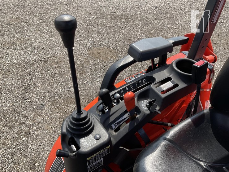 2020-kubota-b26-image-22