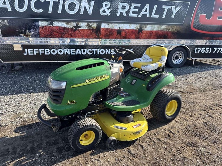 john-deere-l110-image-1