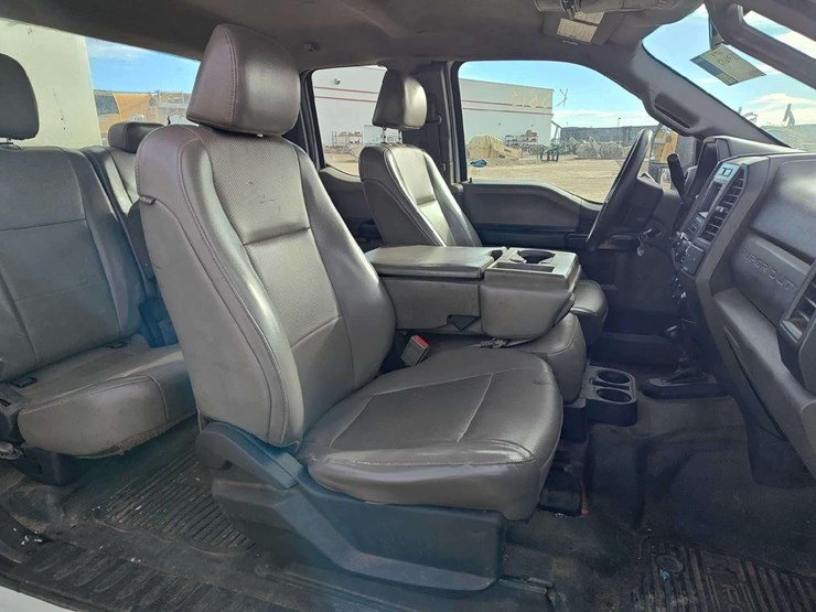 2018-ford-f550-image-38