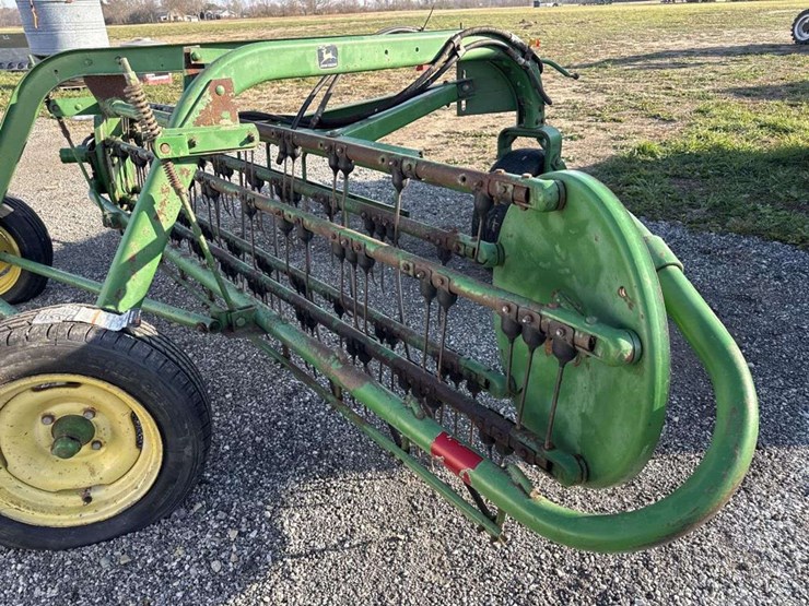 john-deere-672-image-13