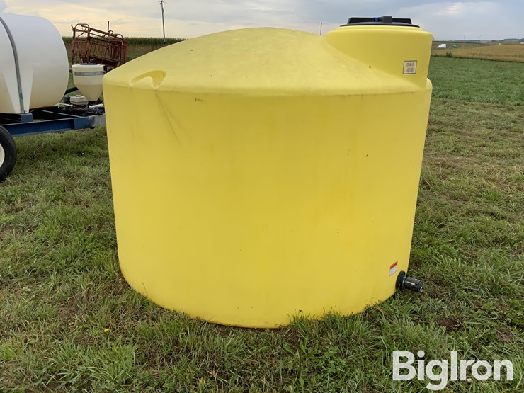 1550-gal-liquid-tank-image-3