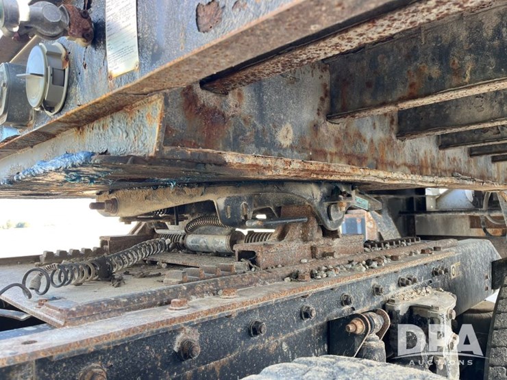 2013-neville-tender-trailer-image-11