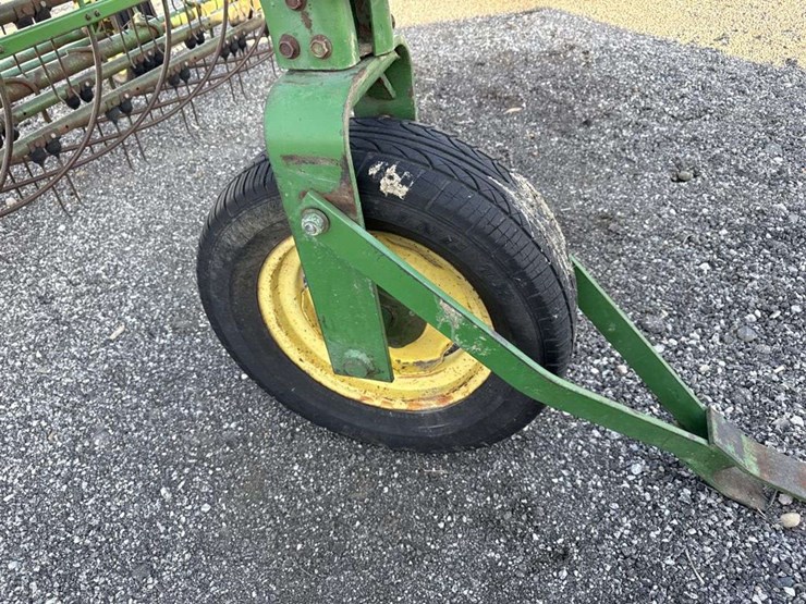 john-deere-672-image-6