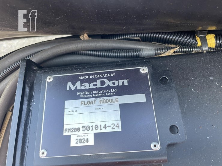 2024-case-ih-fd240-image-40