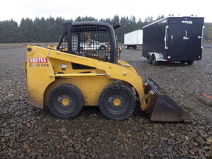 2011-deere-315-image-4