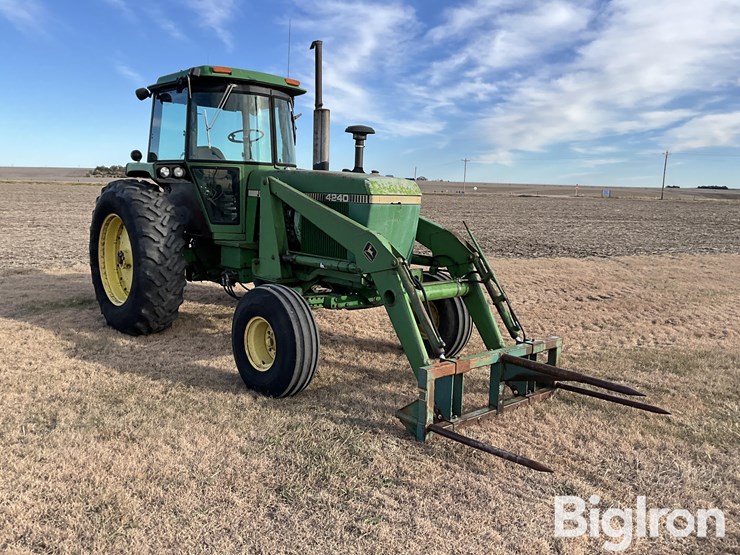 1979-john-deere-4240-image-3
