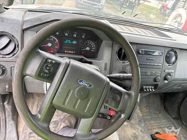2019-ford-f750-image-30