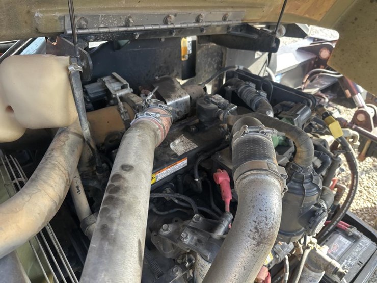 2015-jlg-g6-42a-image-42