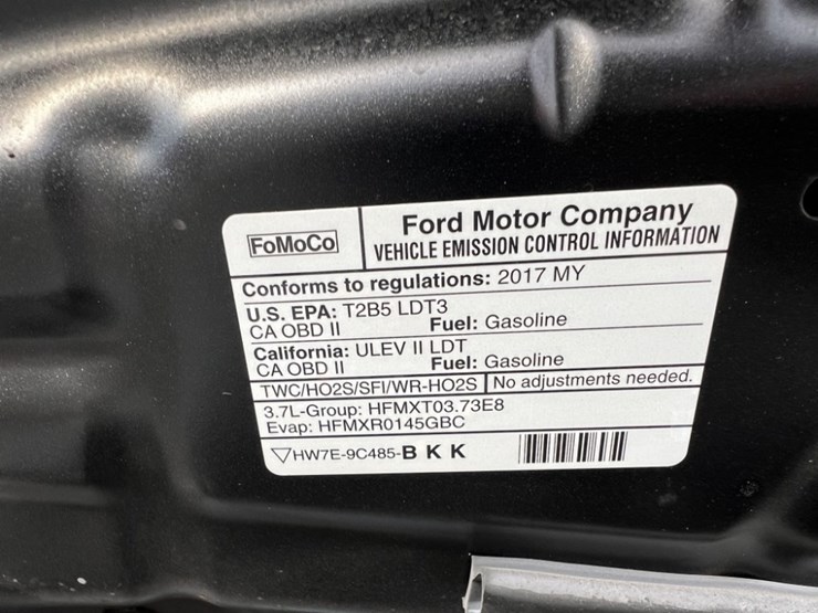 2017-ford-explorer-image-14