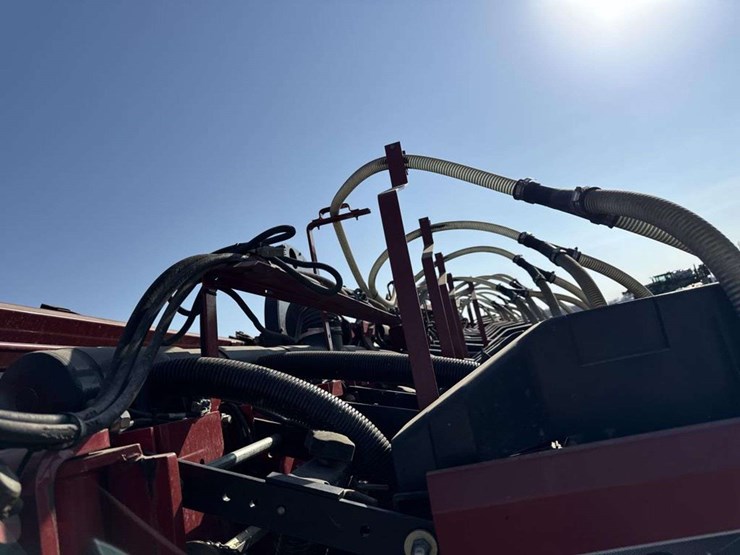 case-ih-1250-image-30