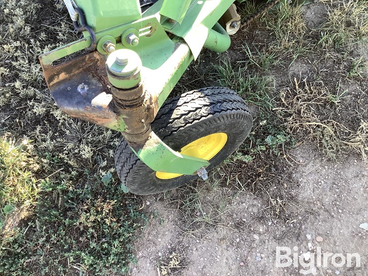 john-deere-212-image-17