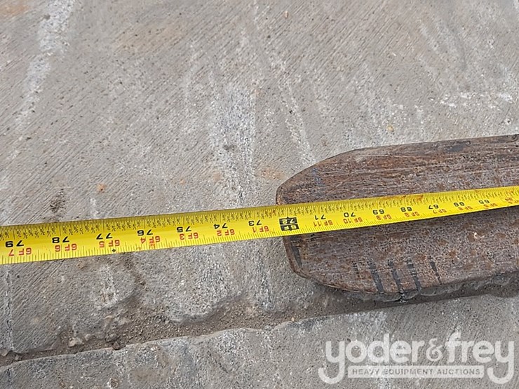 2019-caterpillar-tl1255d-image-14