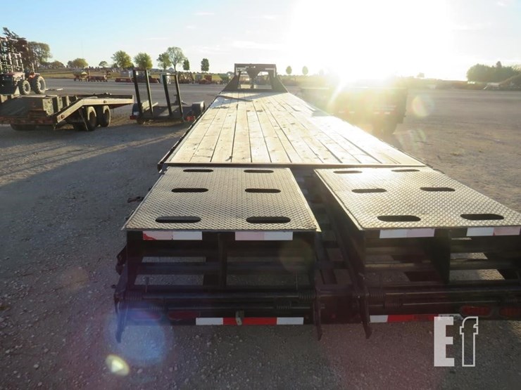 2023-trail-maxx-40-ft-image-9