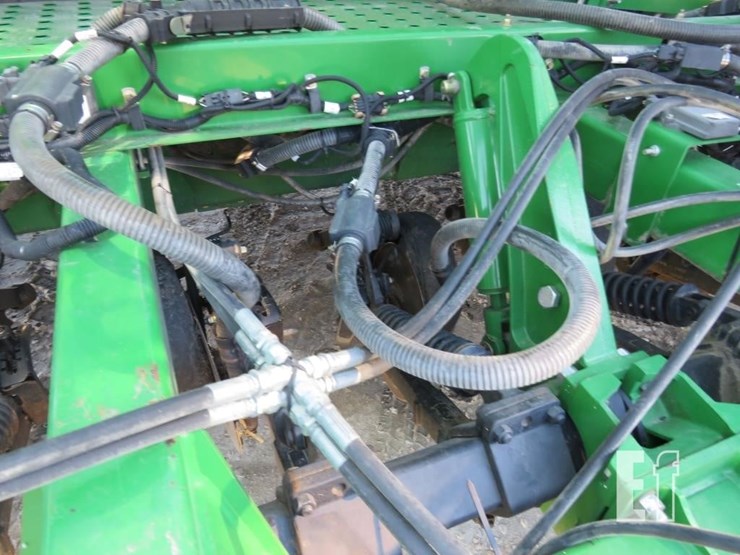 john-deere-1990ccs-image-4